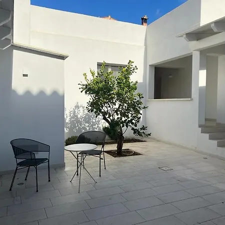 Residenza Su Giardinu Feriehus